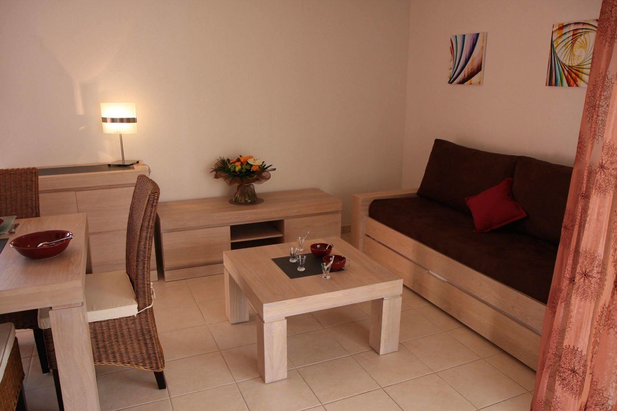 Le Domaine De Manon Aparthotel Тулон Екстериор снимка